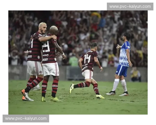 阿瓦伊的绿茵战吼：弗拉门戈的红黑荣耀，一场宿命对决的序章